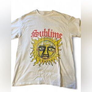 Mens White Sublime Graphic Tee Band Tee with Sun Design Size M